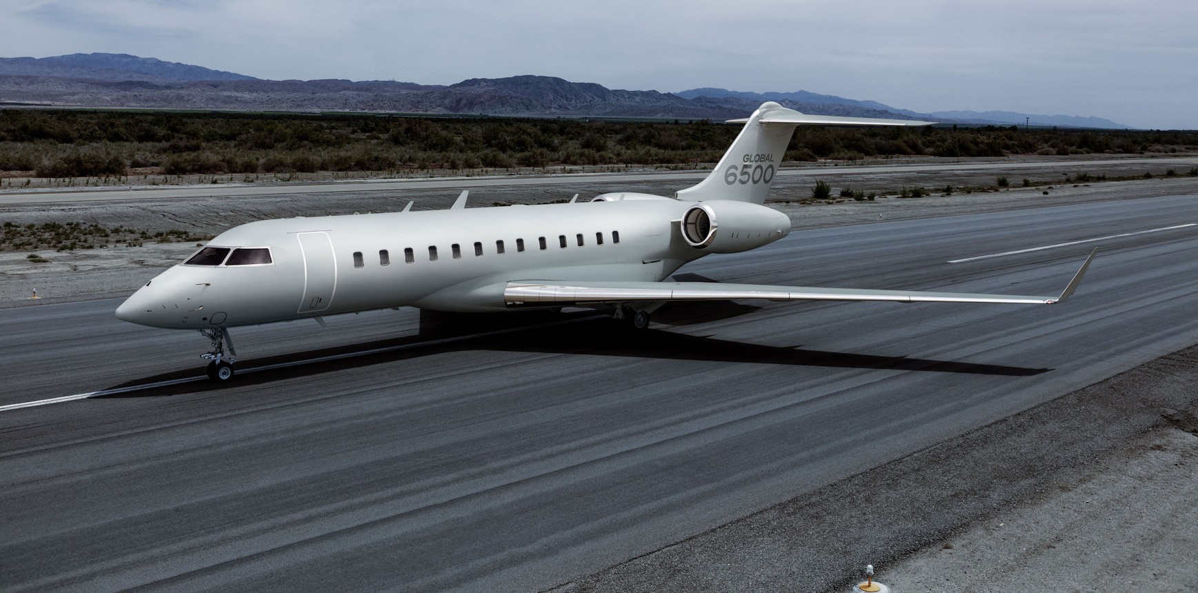 Bombardier Defense Global 6500